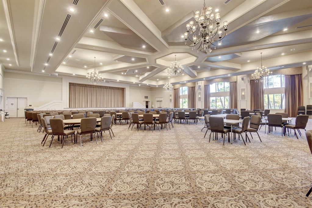 VALENCIA RESERVE - Residential