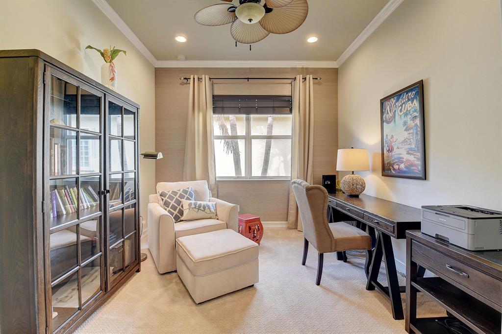 VALENCIA RESERVE - Residential