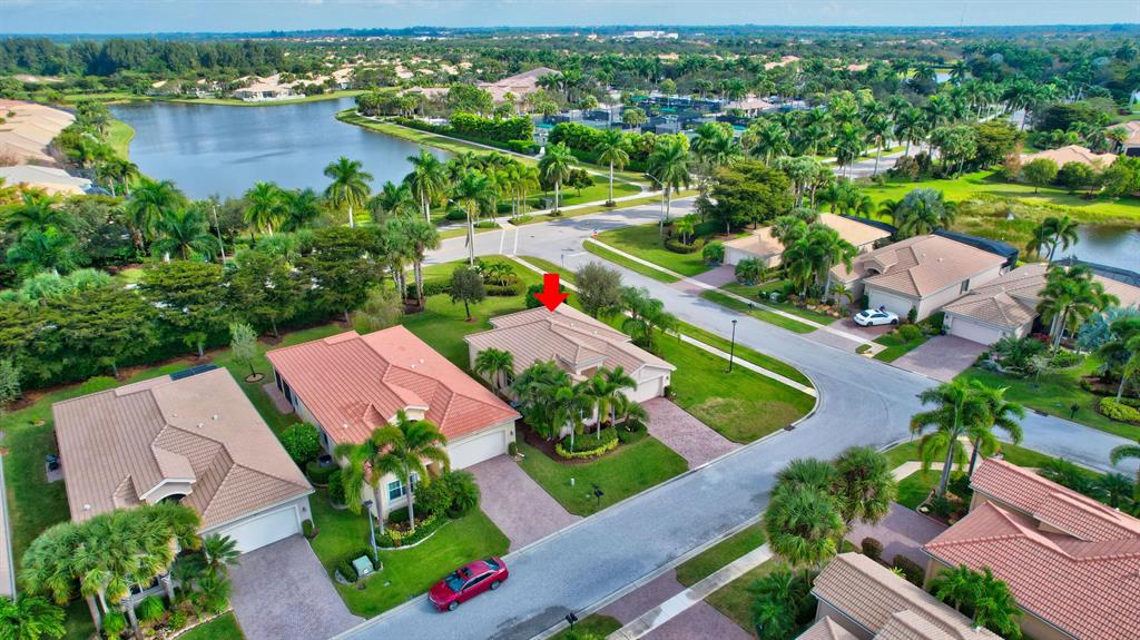 VALENCIA RESERVE - Residential