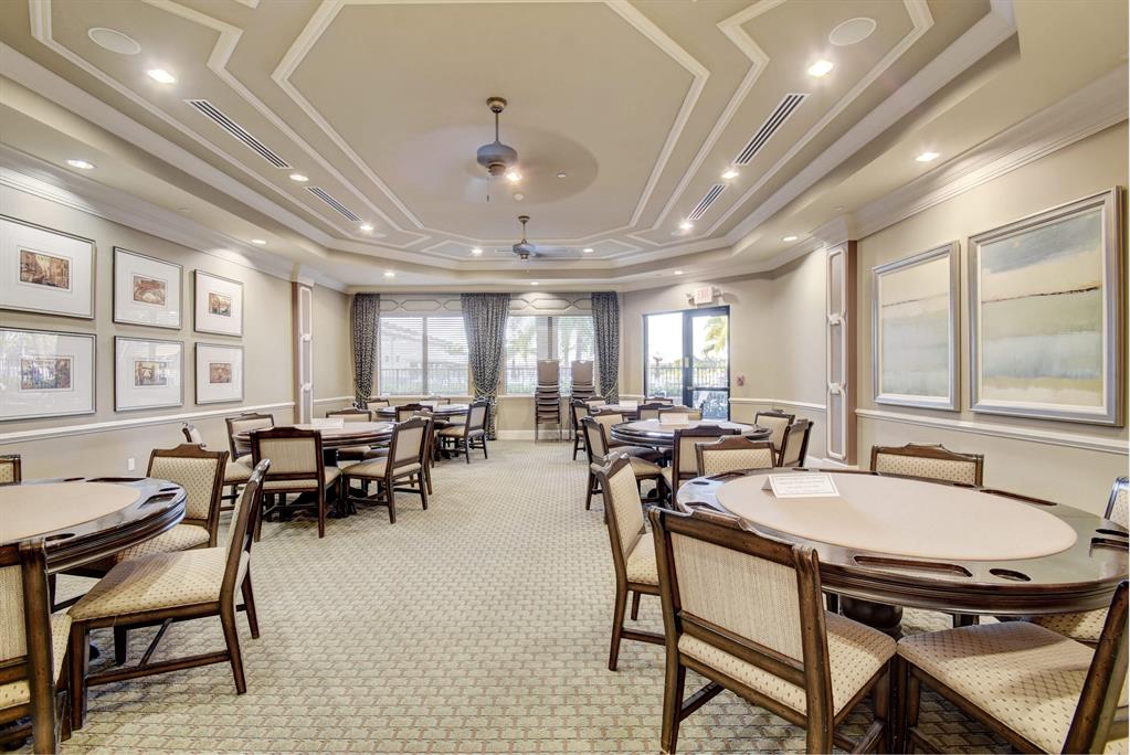 VALENCIA RESERVE - Residential