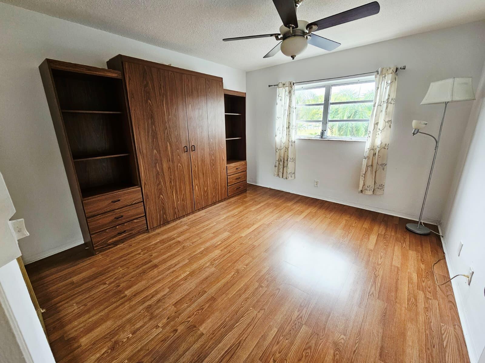 PARADISE VILLAS CONDO - Residential Lease