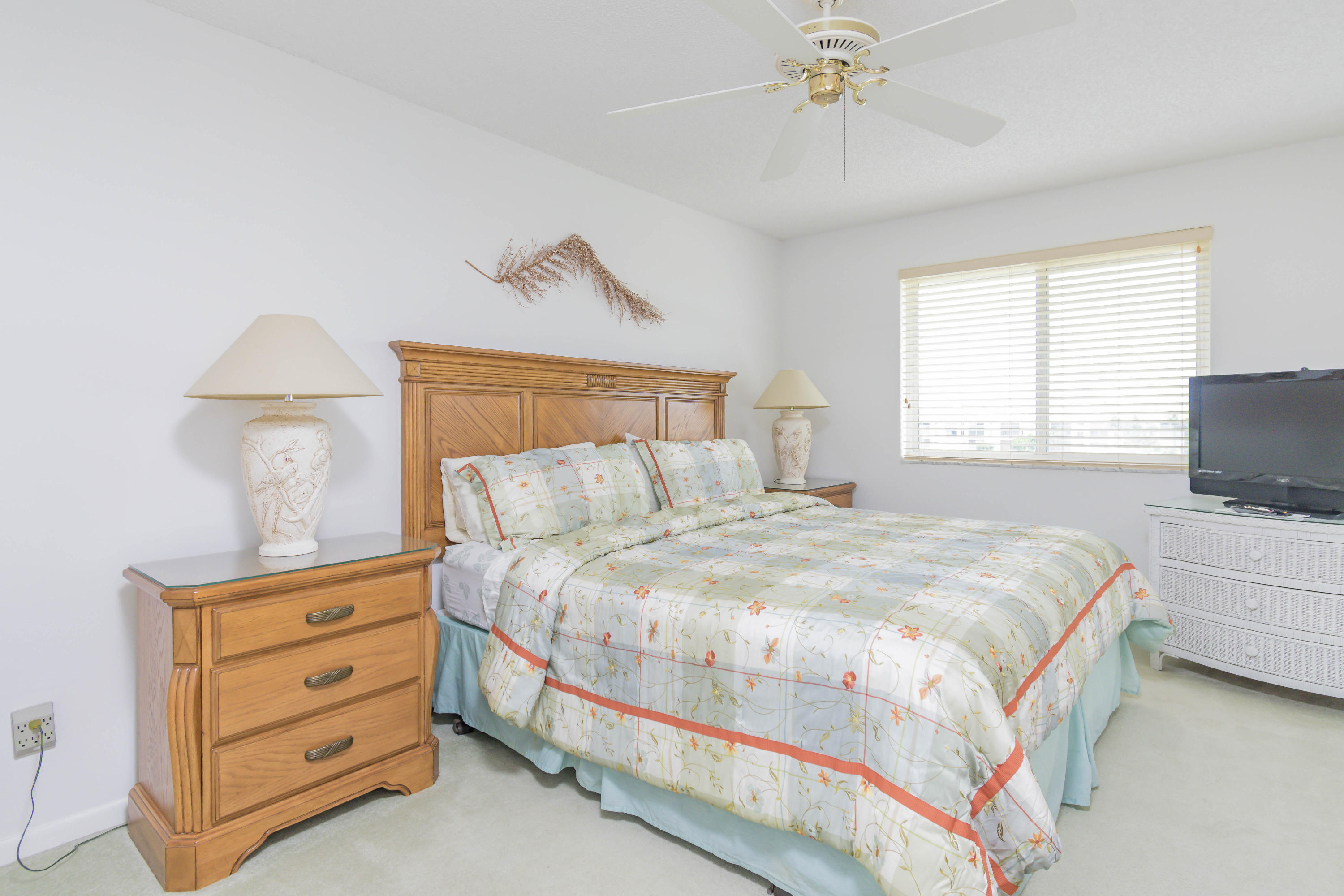 JUPITER BAY ONE THRU SIX CONDO - Residential Lease