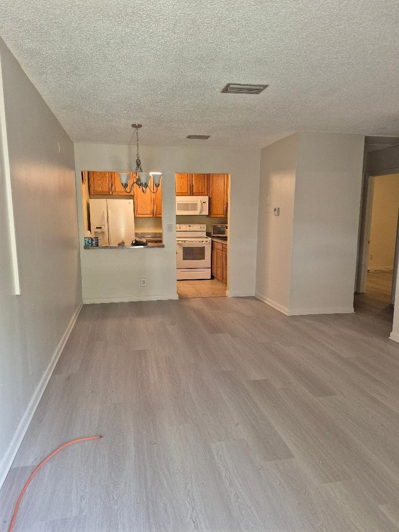 Ramblewood East Condo - Residential Lease