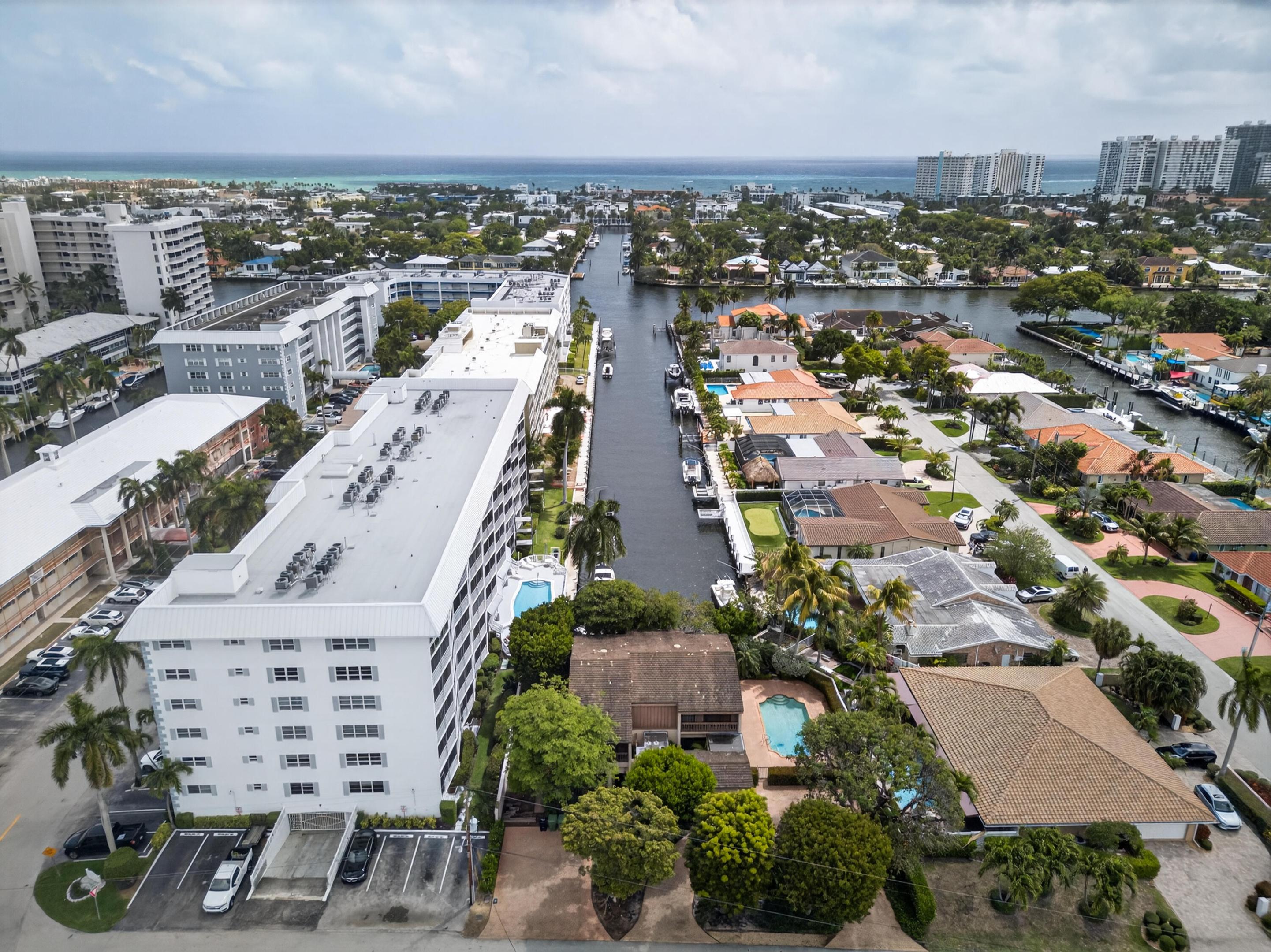 WINSTON CONDO - Residential