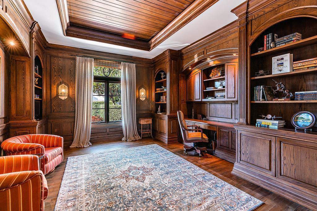 LOST TREE VILLAGE - Residential