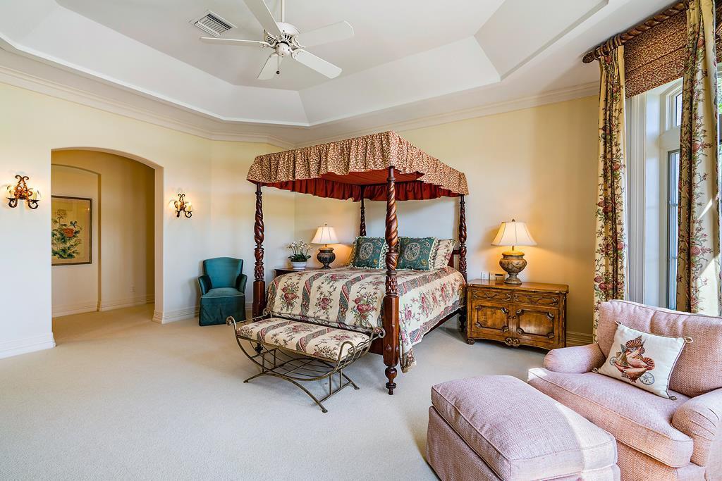 LOST TREE VILLAGE - Residential