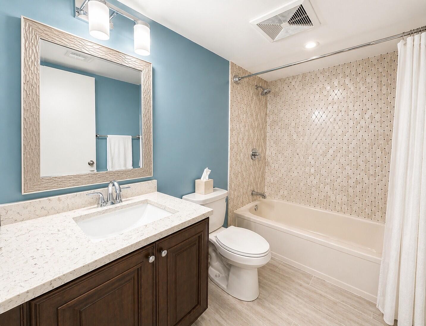 Palm Lakes - Residential