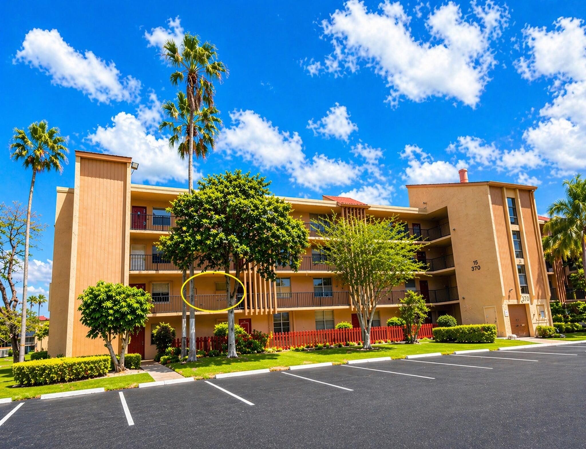 Palm Lakes - Residential