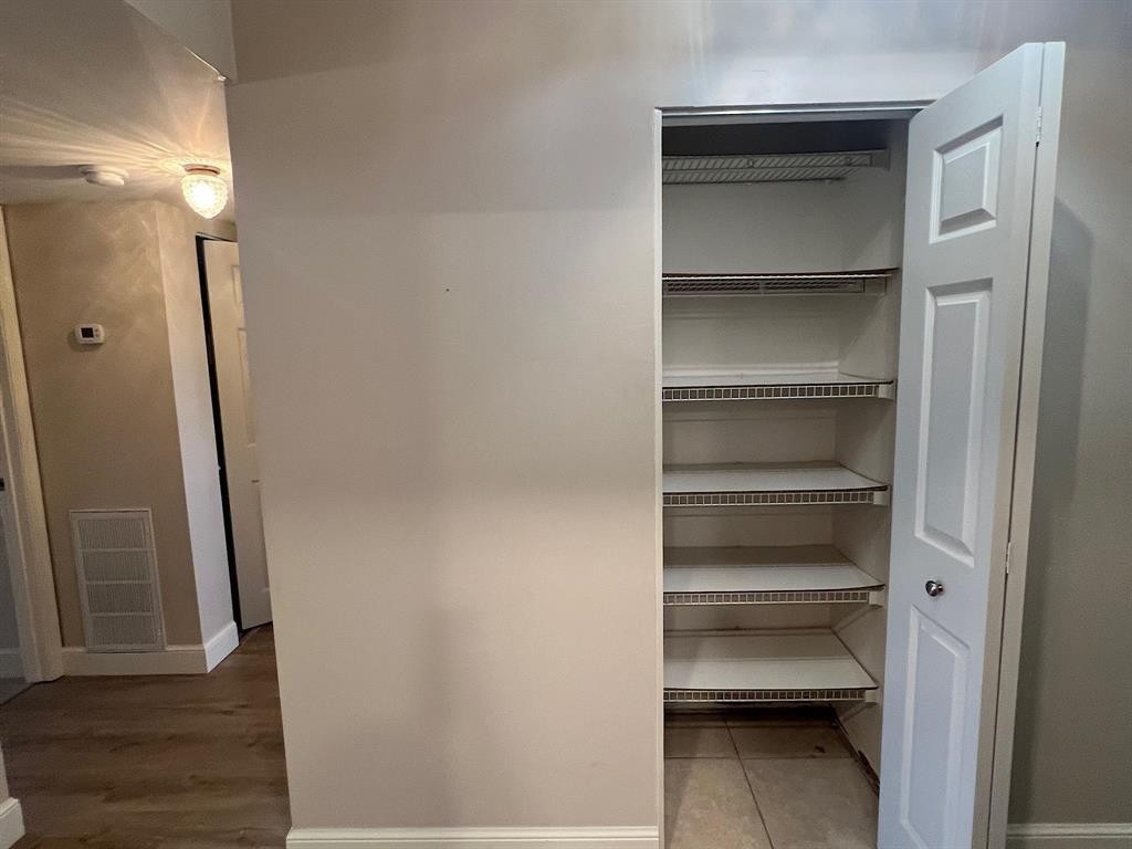 Palm Lakes - Residential