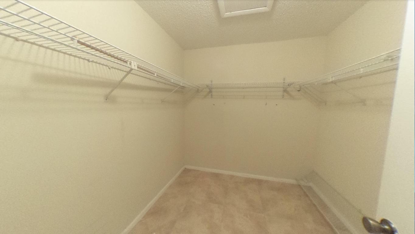 DELRAY OAKS CONDO - Residential Lease