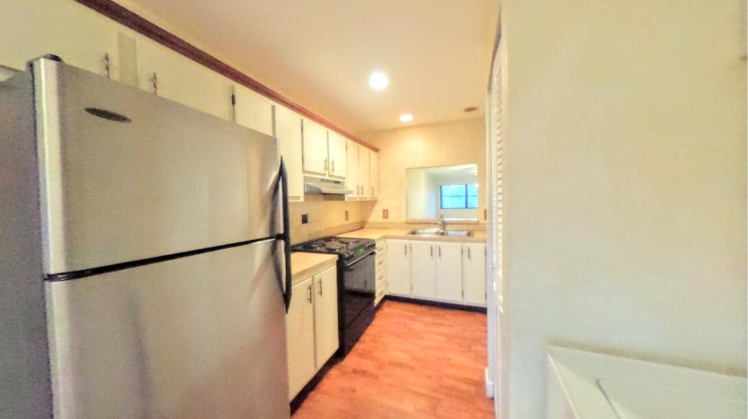 DELRAY OAKS CONDO - Residential Lease