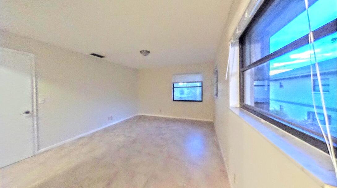 DELRAY OAKS CONDO - Residential Lease