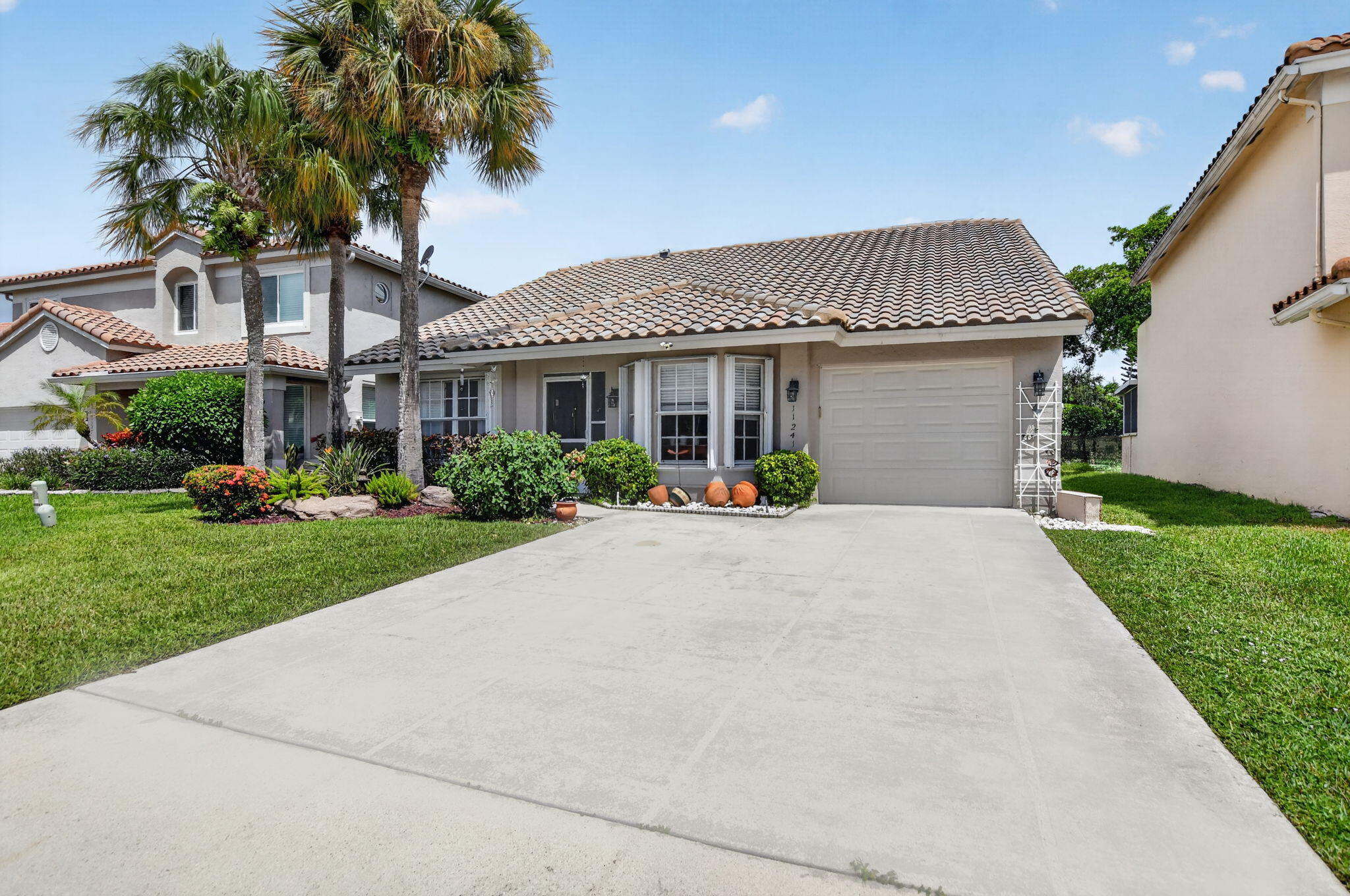 11241 Coral Reef Drive