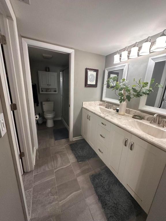 PARK SQUARE CONDO (AKA COUNTRY MEADOWS CONDO) - Residential