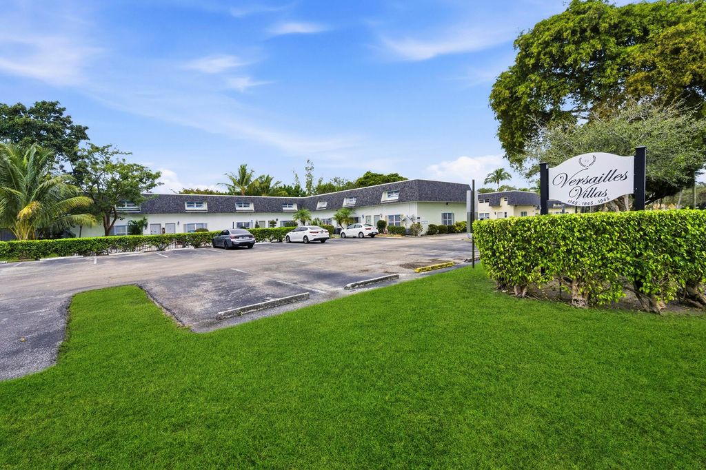 Photo of 1945 NW 4th Avenue #43c, Boca Raton, FL 33432 (MLS # R11161342)