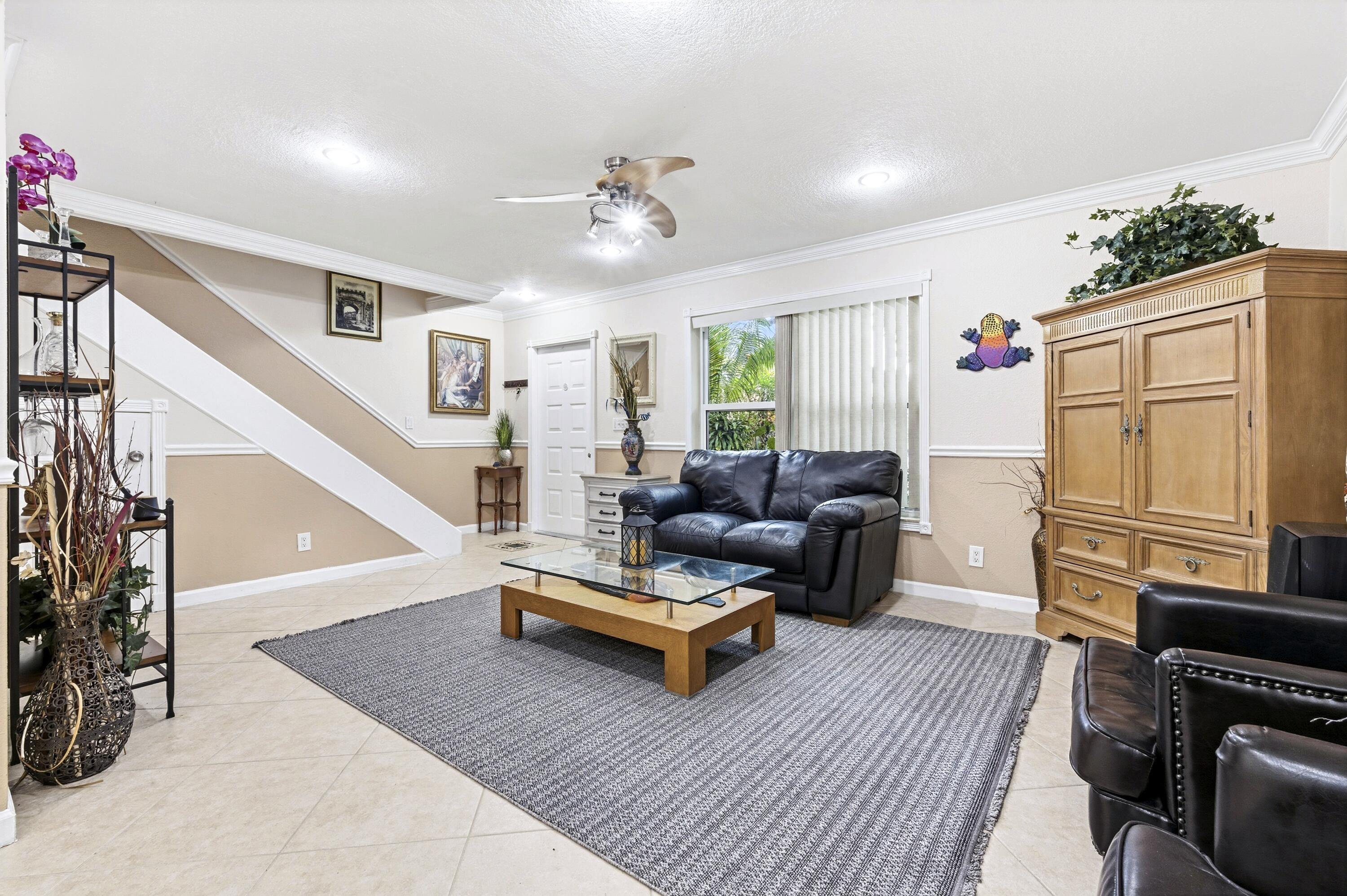 1945 NW 4th Avenue 43c