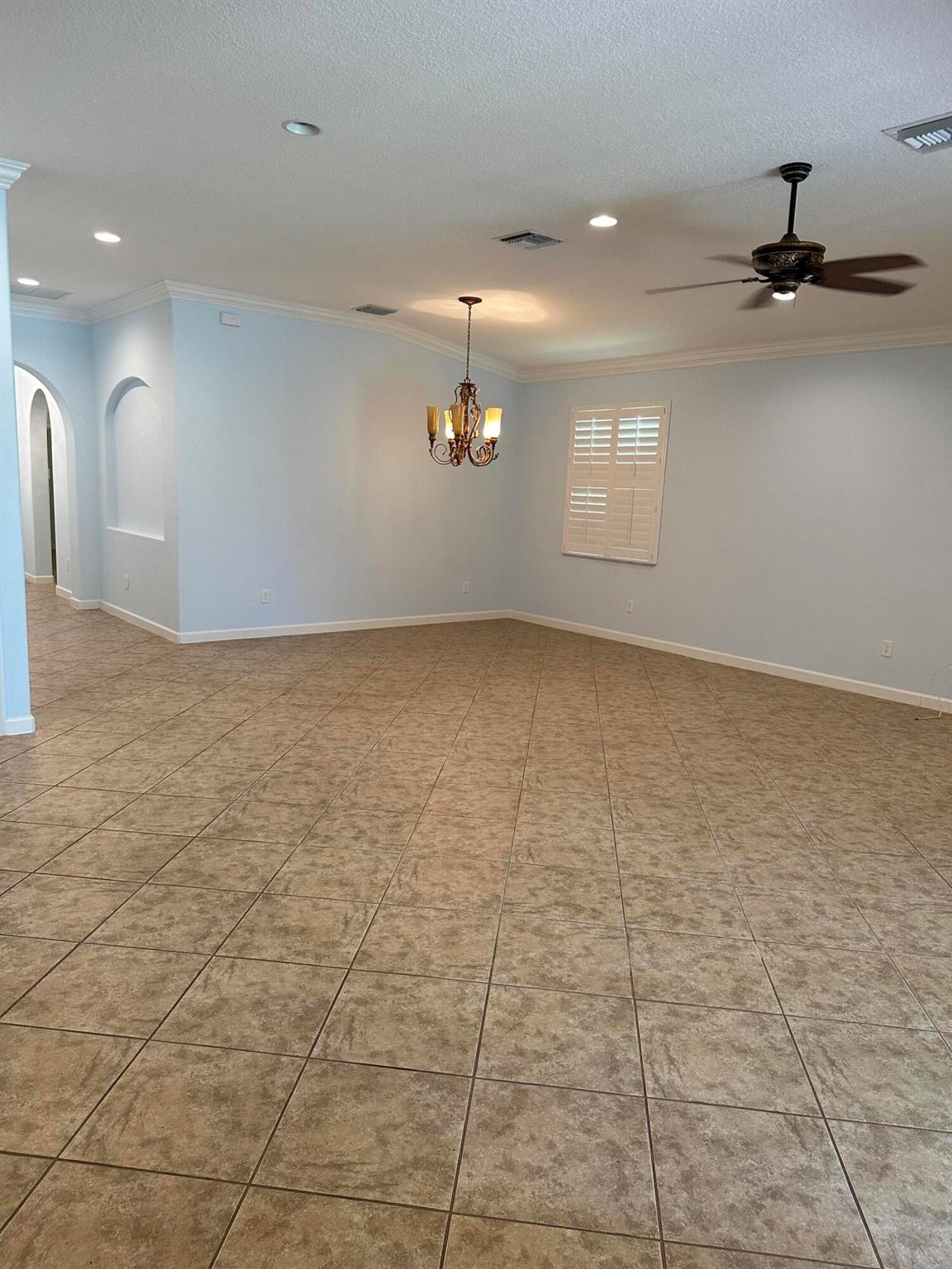 7679 Fieldstone Ranch Square