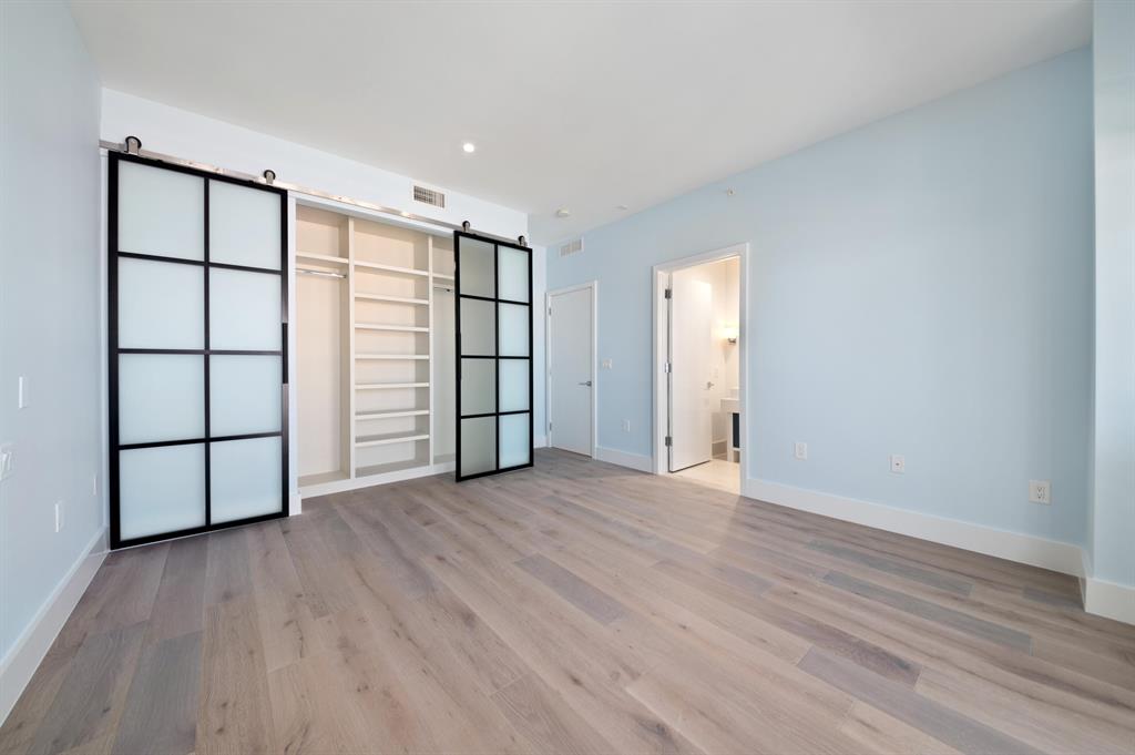 DOLCE VITA CONDO - Residential