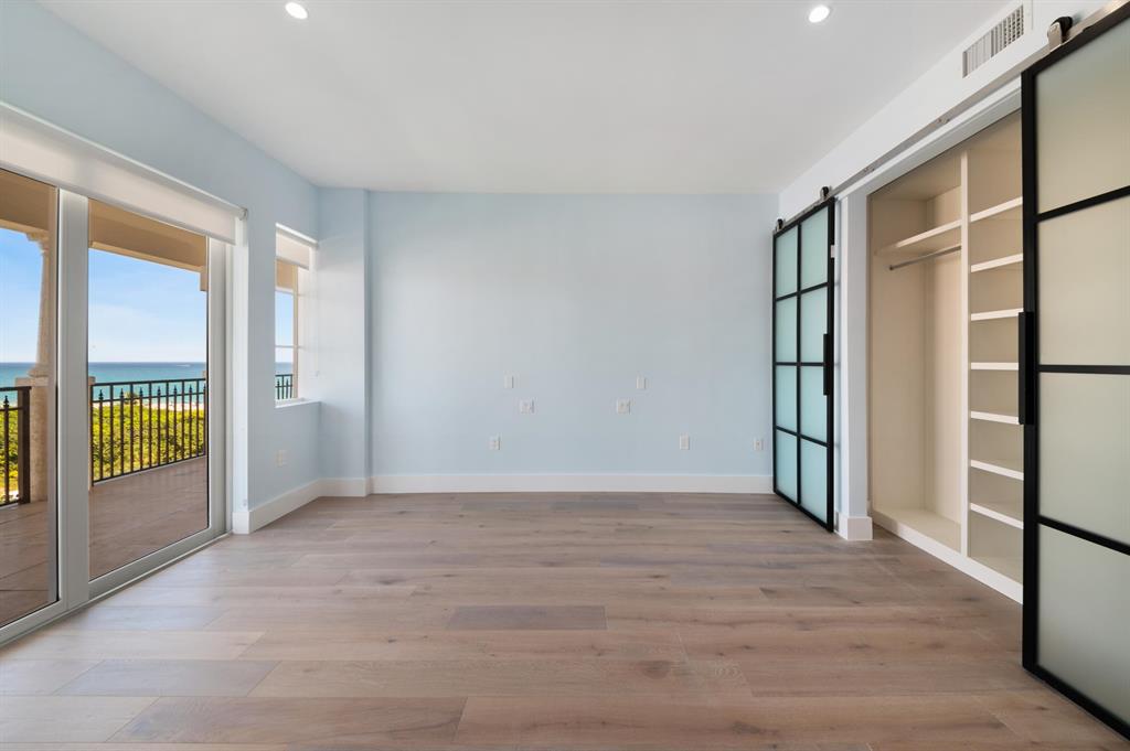 DOLCE VITA CONDO - Residential