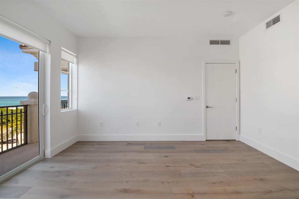 DOLCE VITA CONDO - Residential