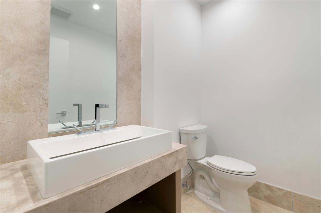 DOLCE VITA CONDO - Residential