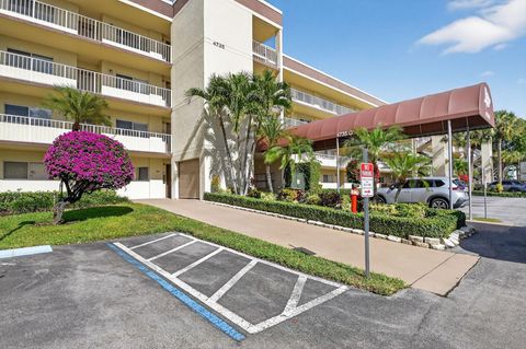 Photo of 4735 Lucerne Lakes Boulevard #306, Lake Worth, FL 33467 (MLS # F10542453)