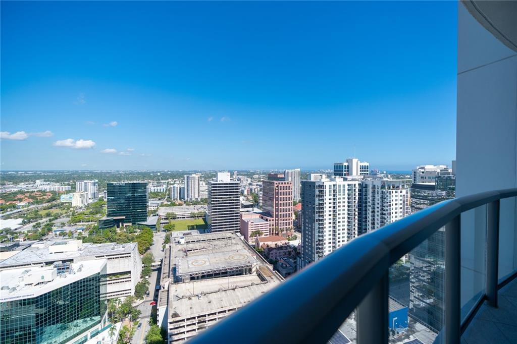 100 Las Olas Condo - Residential