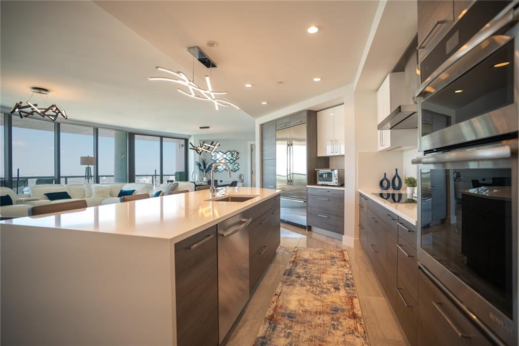 100 Las Olas Condo - Residential