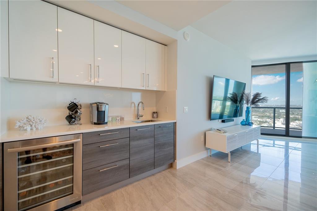 100 Las Olas Condo - Residential