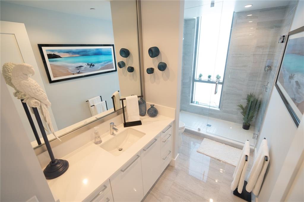 100 Las Olas Condo - Residential