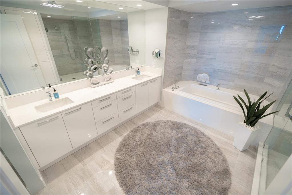 100 Las Olas Condo - Residential