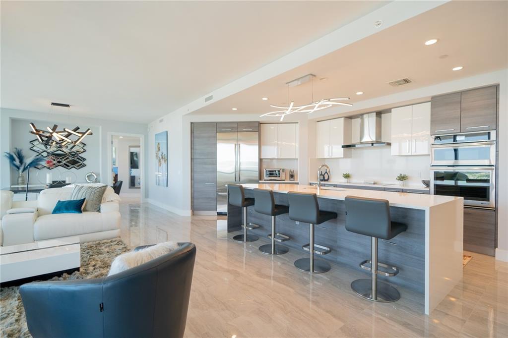 100 Las Olas Condo - Residential