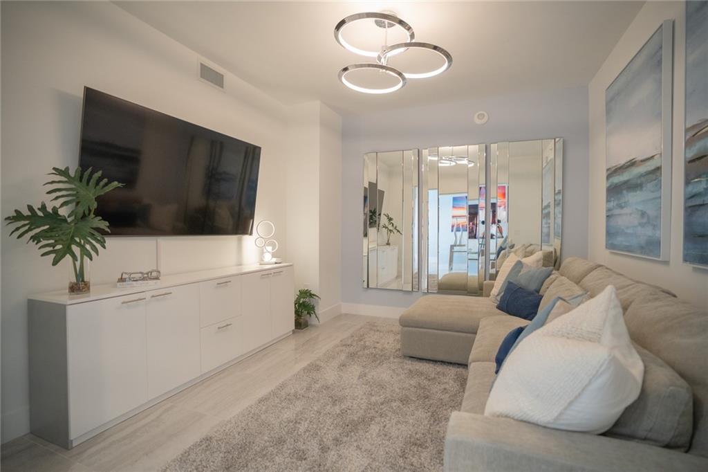 100 Las Olas Condo - Residential