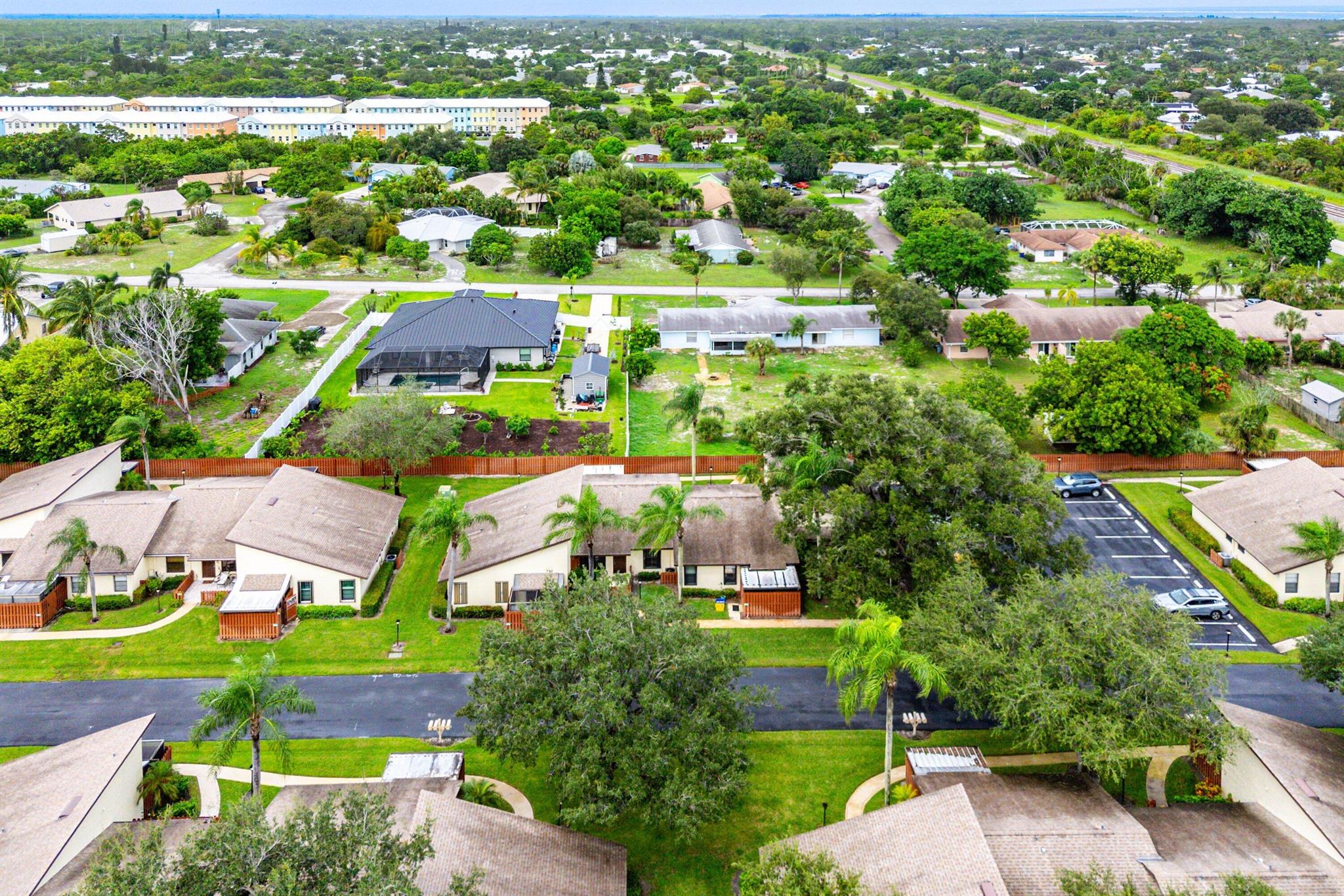 VILLAS OF HOBE SOUND COND - Residential
