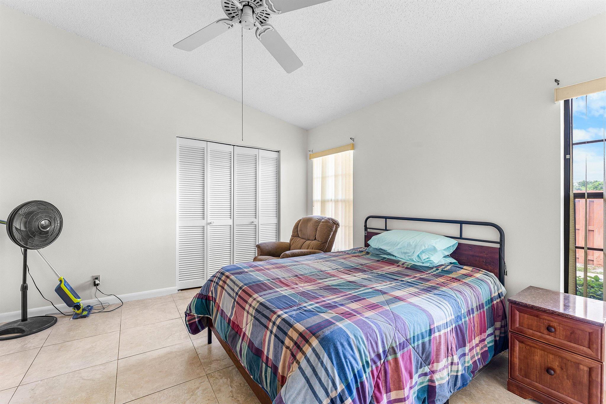 VILLAS OF HOBE SOUND COND - Residential