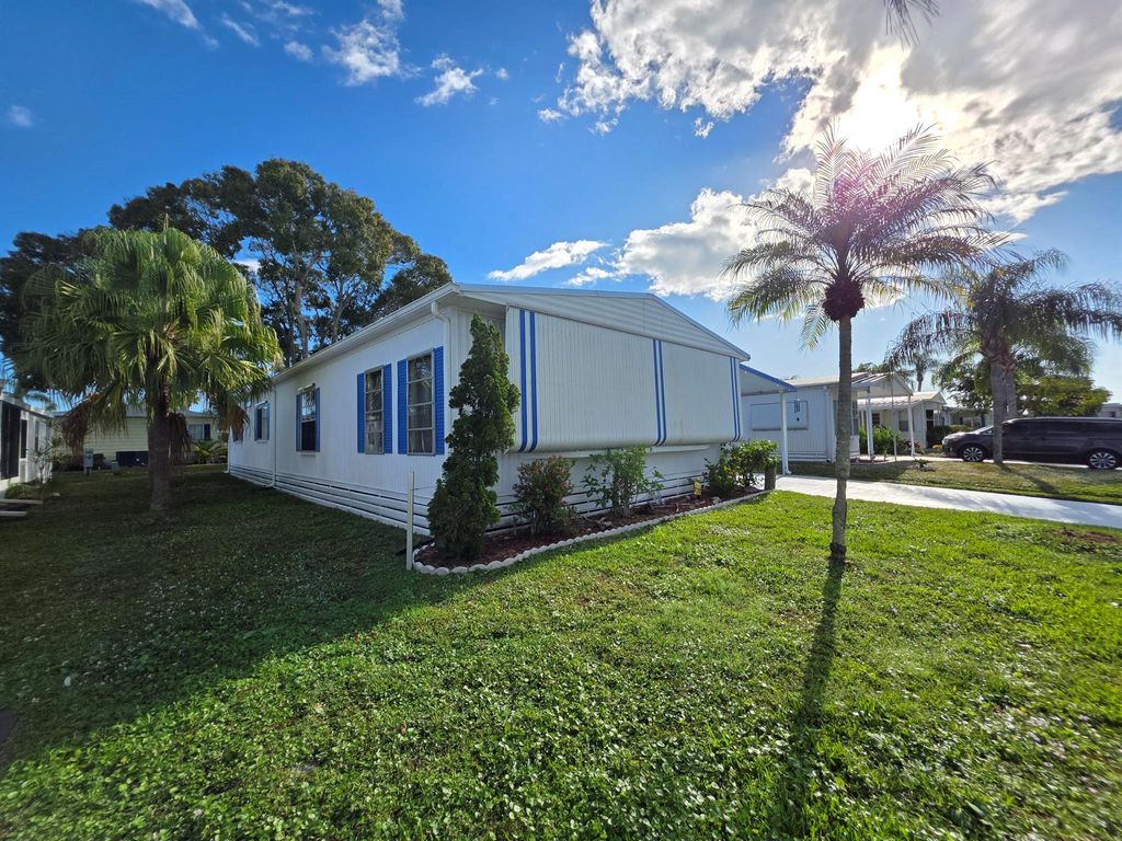 Photo of 5 Yolanda Lane, Port Saint Lucie, FL 34952 (MLS # R11146871)