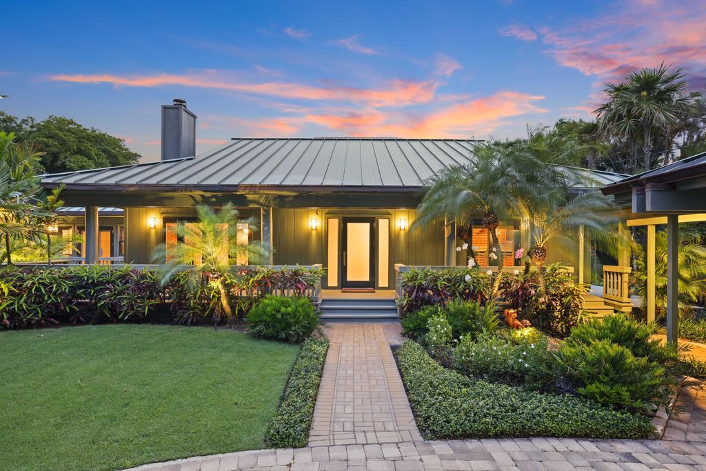 Photo of 111 S Flagler Way, West Palm Beach, FL 33405 (MLS # B26031477)