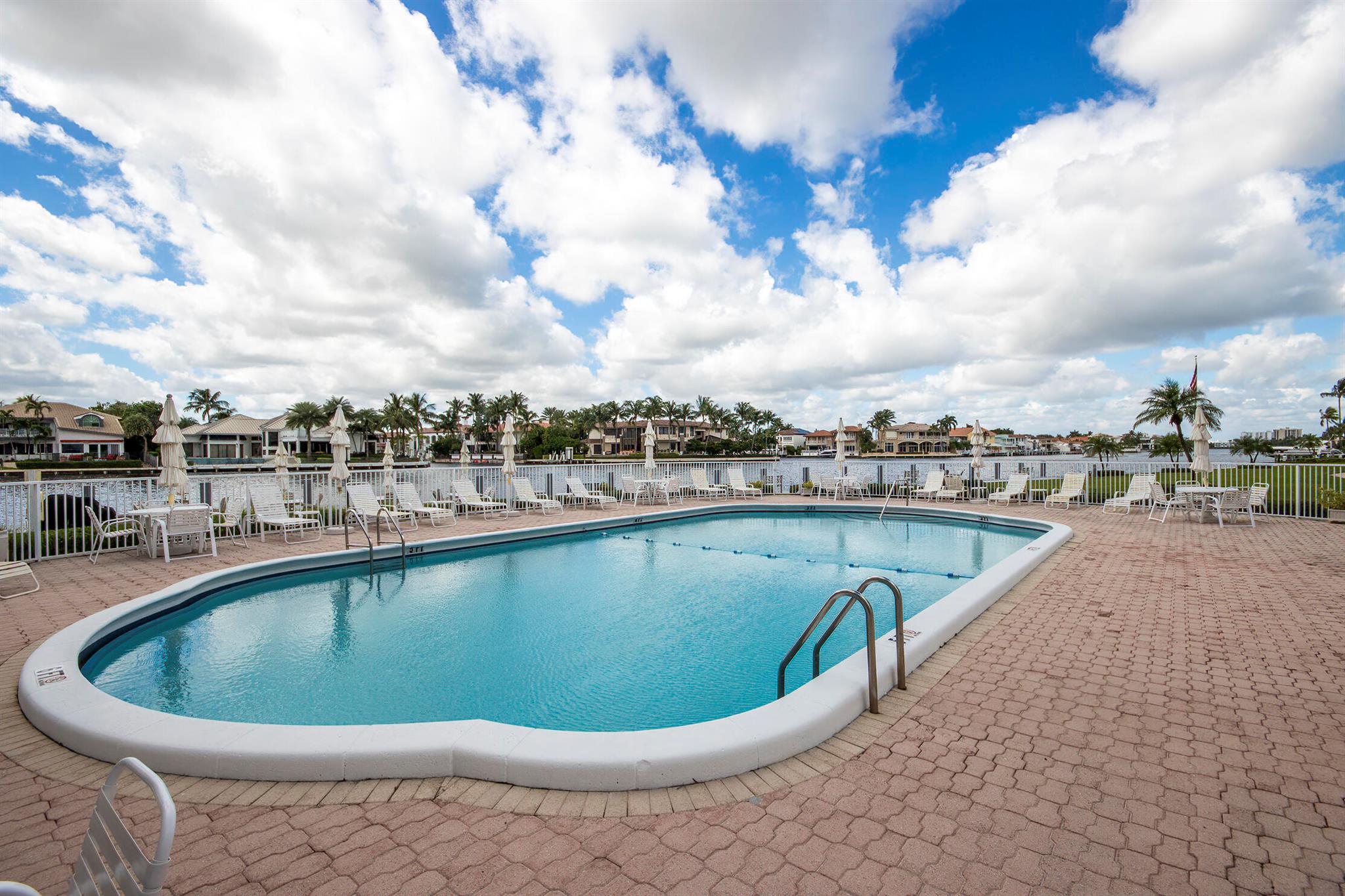 PENTHOUSE HIGHLANDS CONDO - Residential Lease