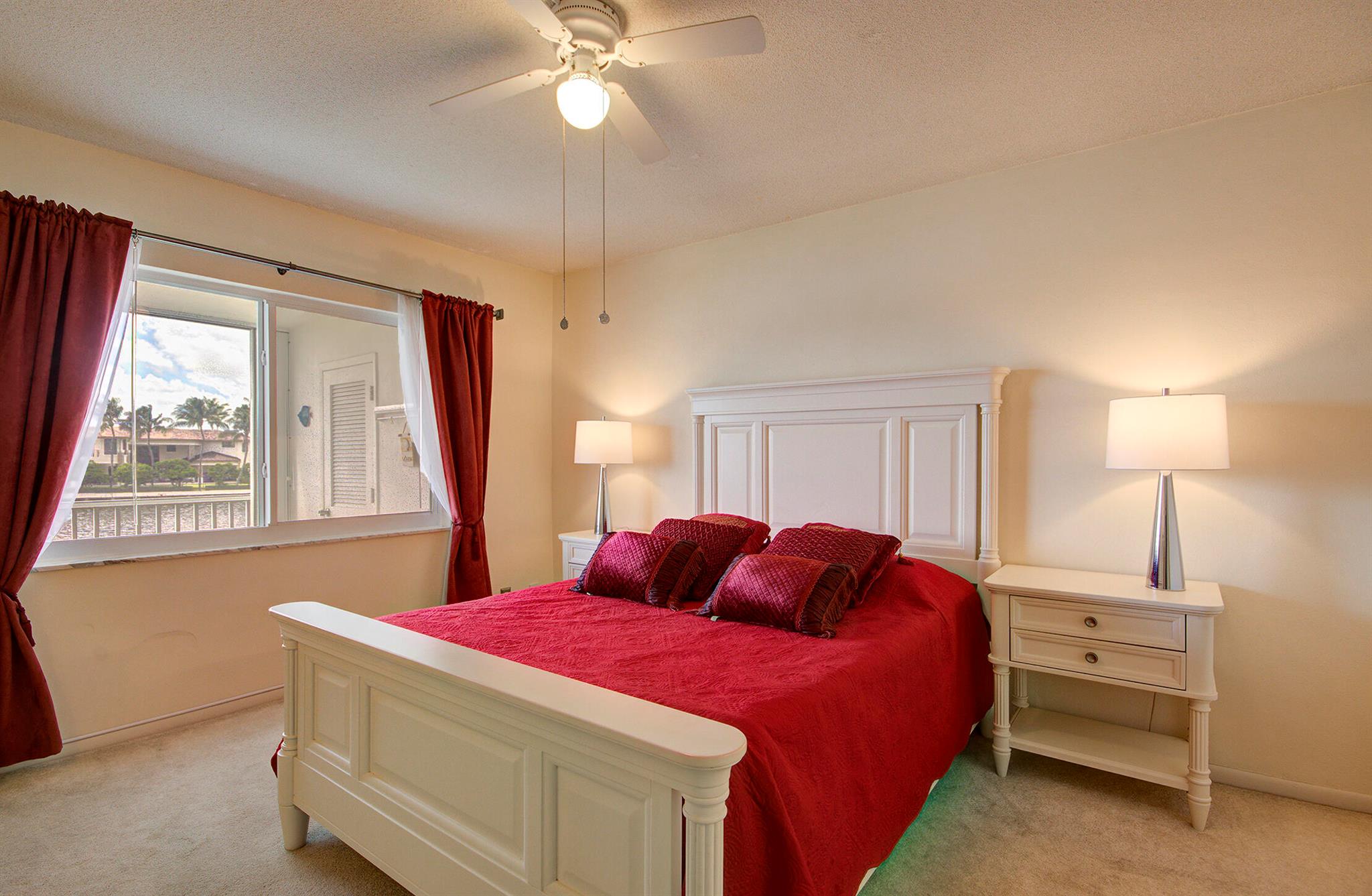 PENTHOUSE HIGHLANDS CONDO - Residential Lease