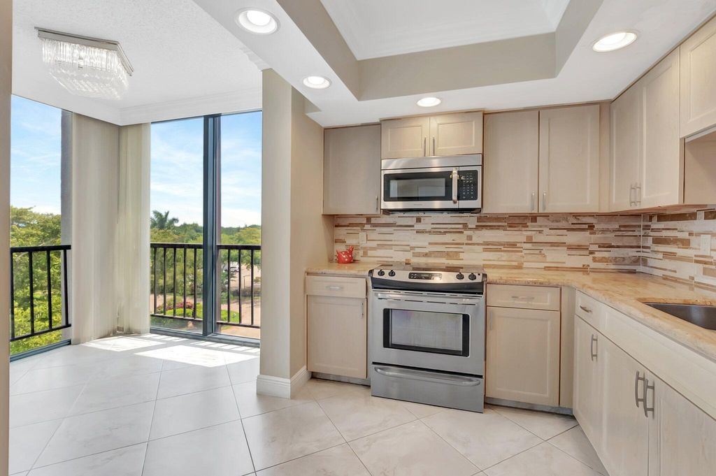 Photo of 6805 Willow Wood Drive #5052, Boca Raton, FL 33434 (MLS # R11084442)