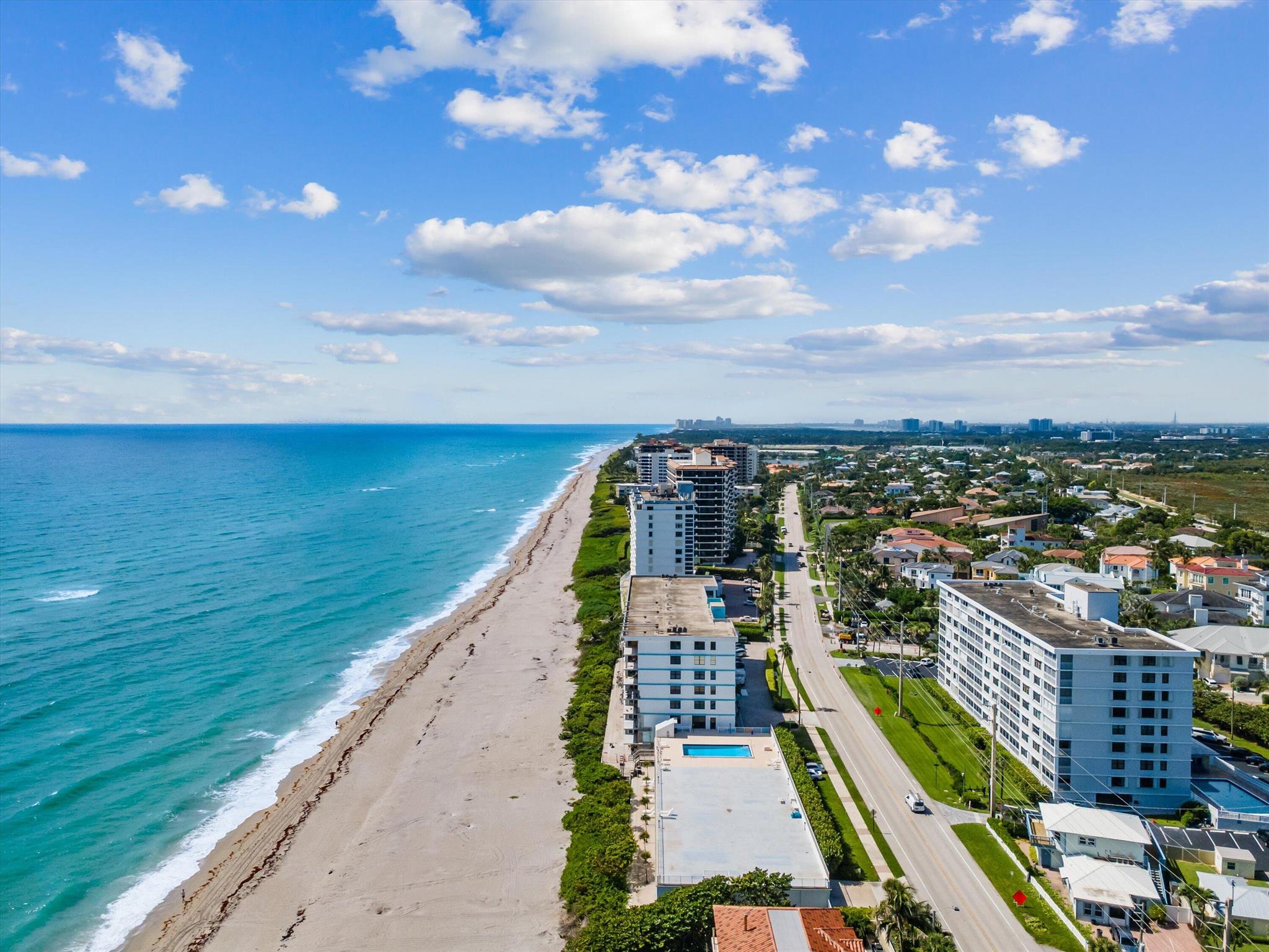 JUNO BY THE SEA NORTH THE - Residential