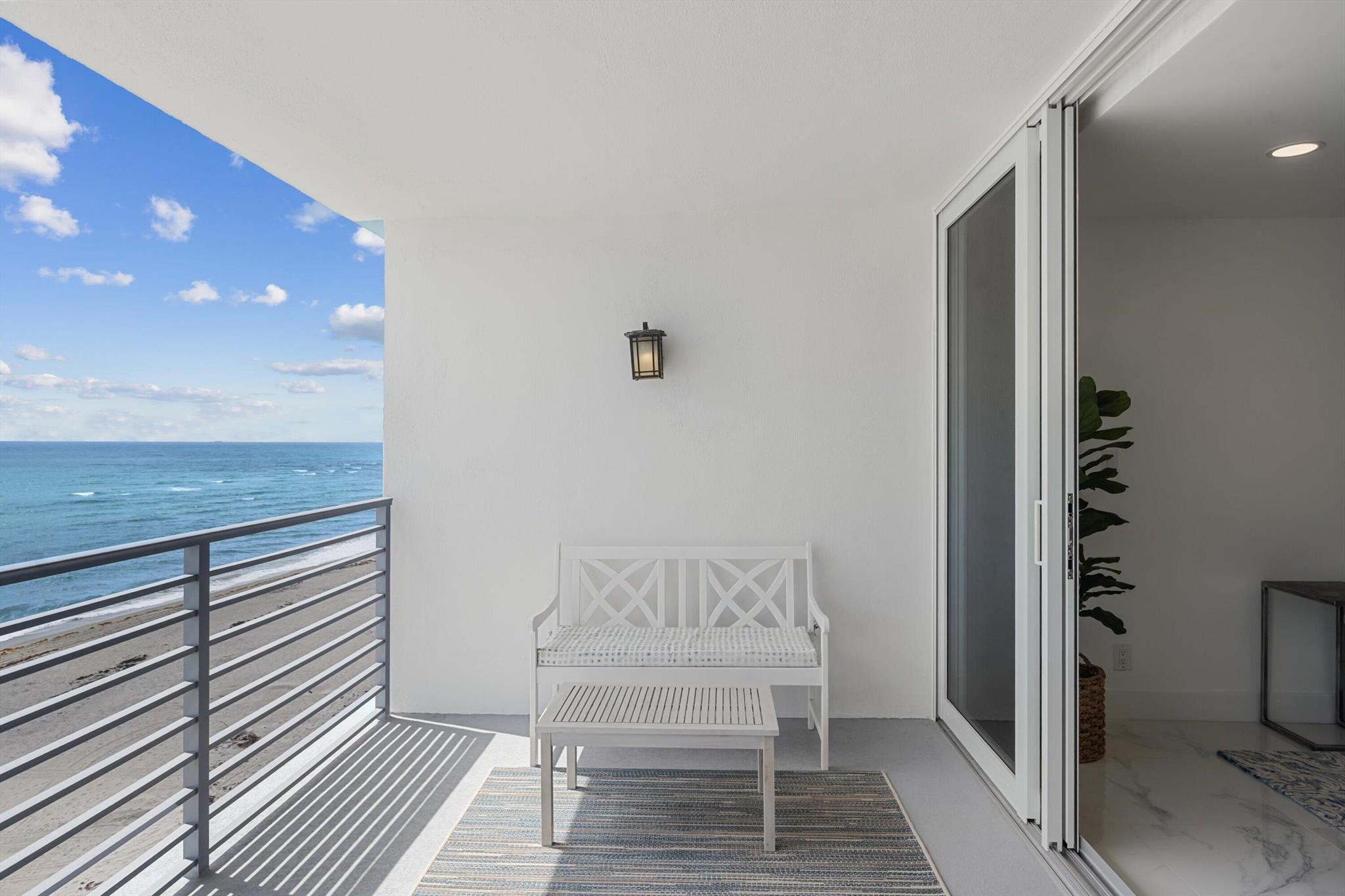 JUNO BY THE SEA NORTH THE - Residential