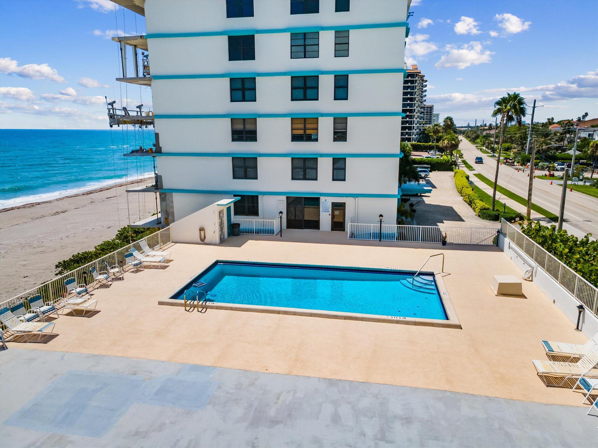 JUNO BY THE SEA NORTH THE - Residential