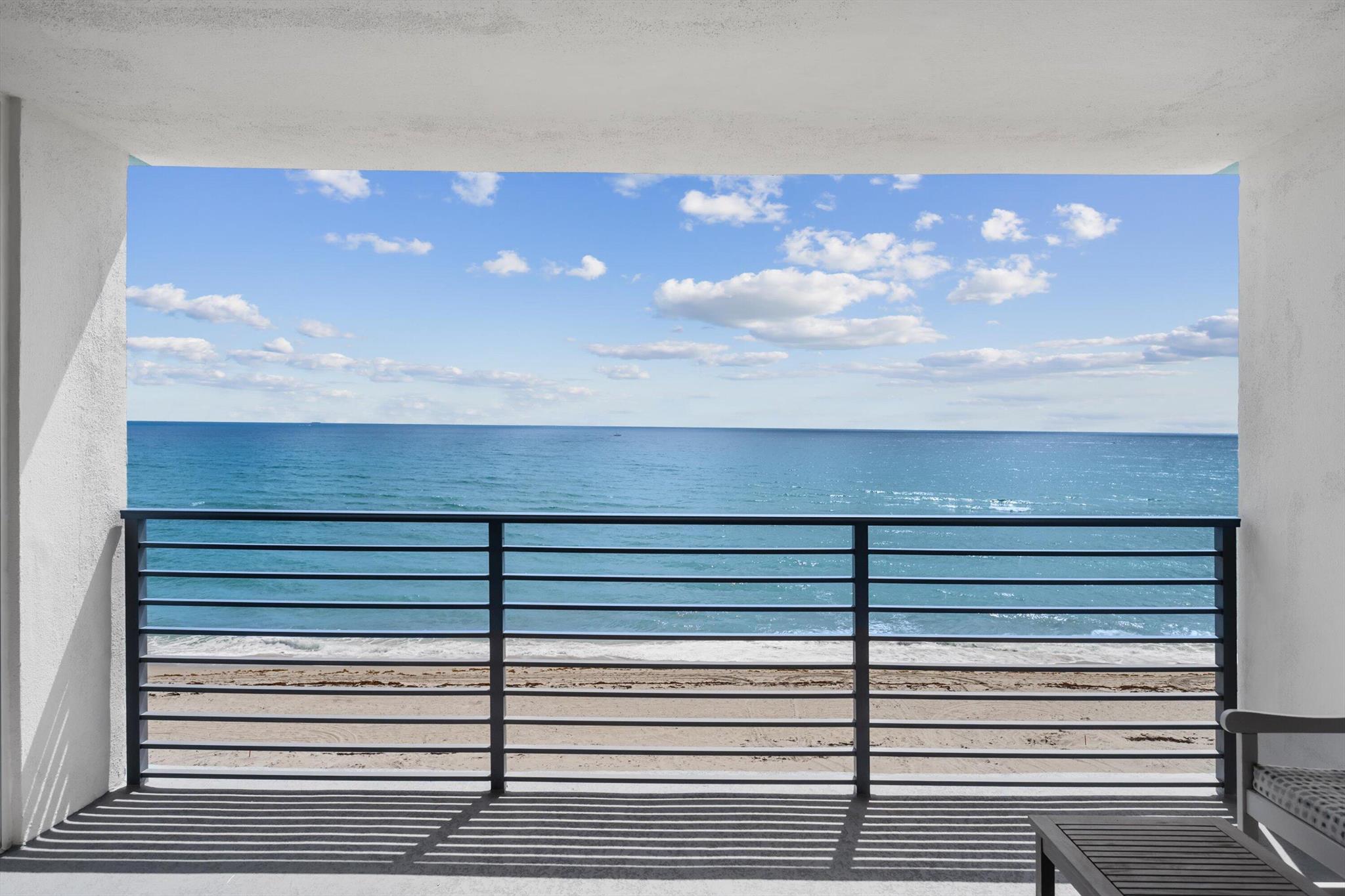 JUNO BY THE SEA NORTH THE - Residential
