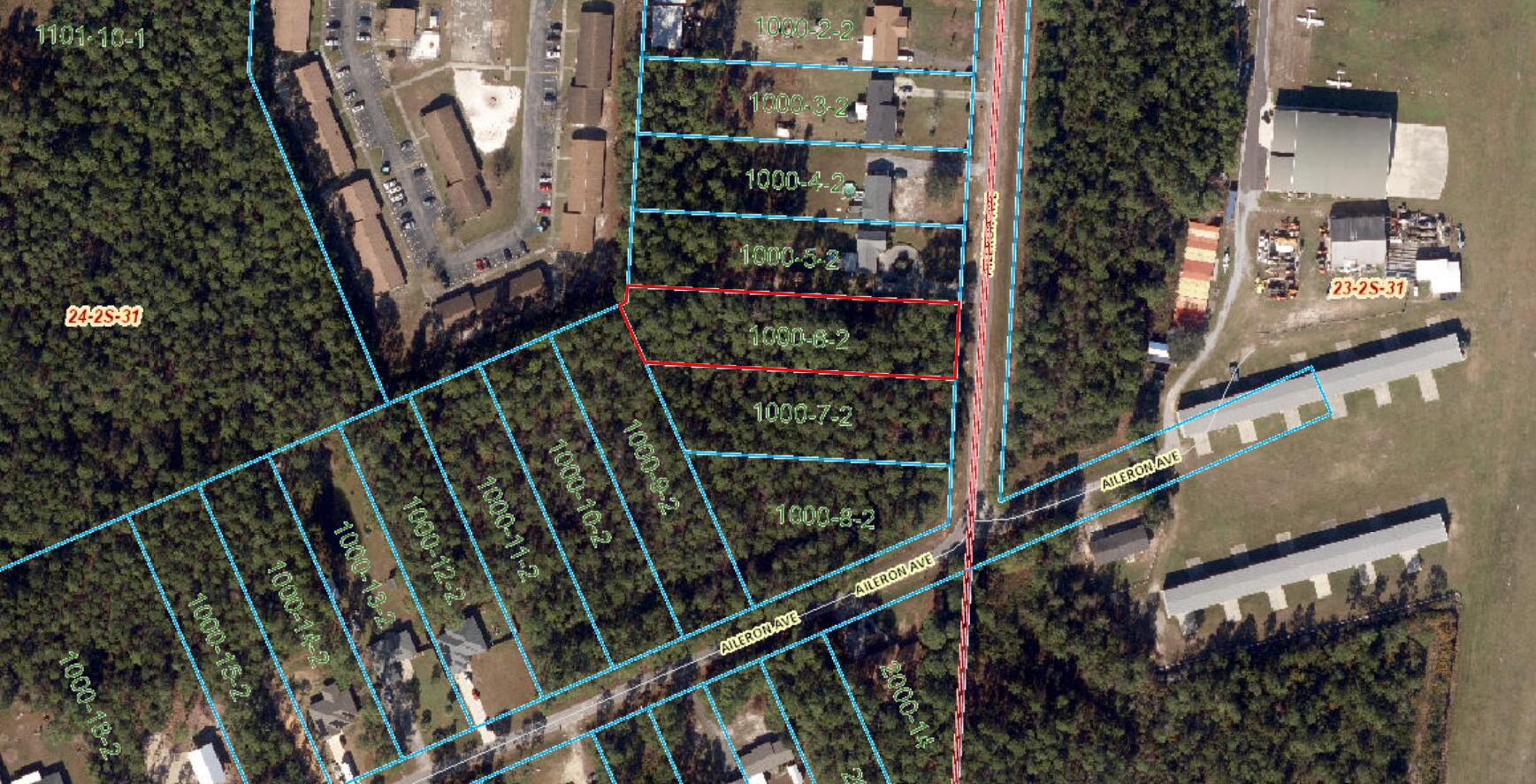 HERITAGE LAKES - Land