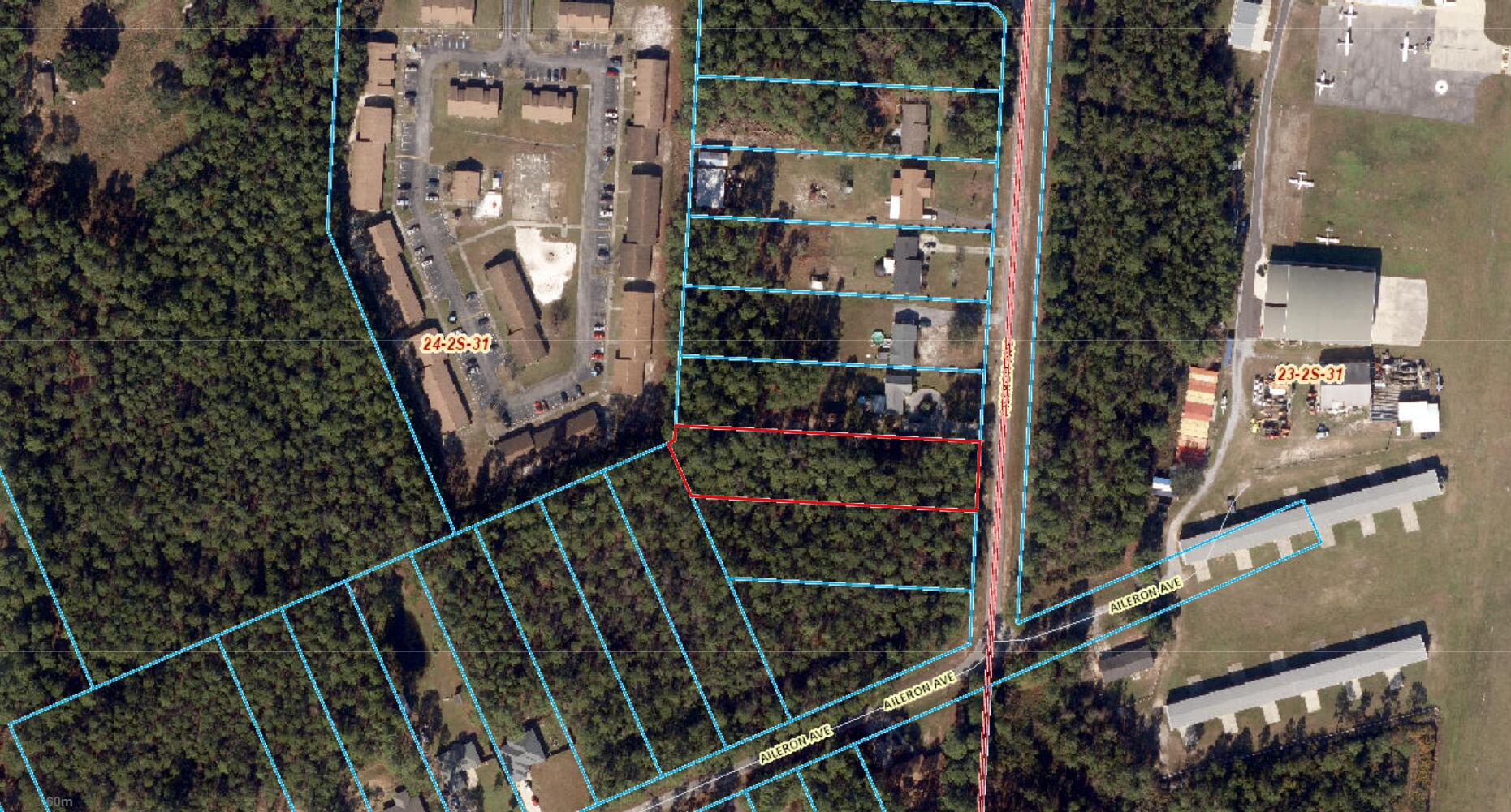 HERITAGE LAKES - Land