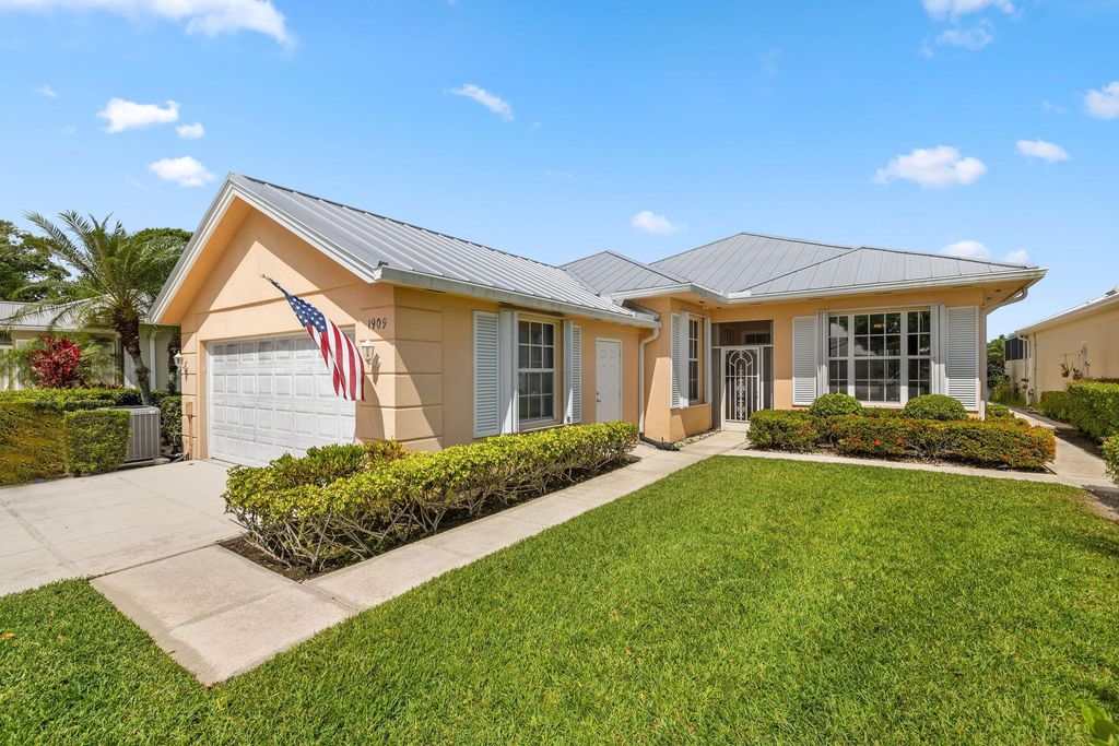 Photo of 1909 SW York Lane, Palm City, FL 34990 (MLS # F10494870)