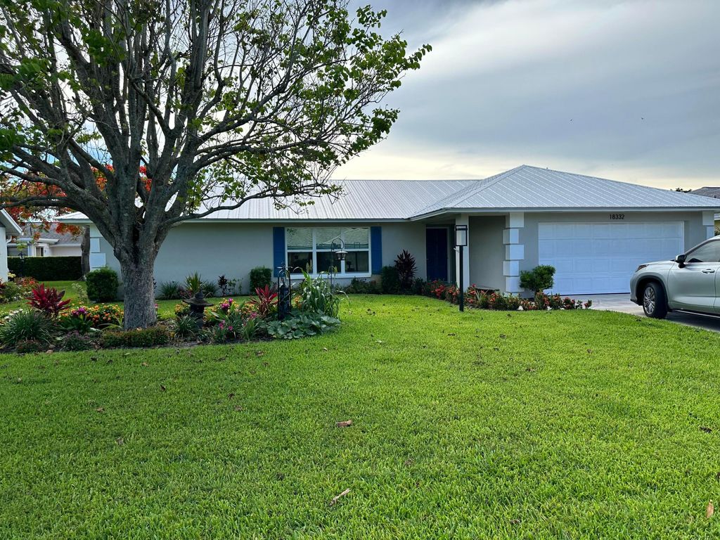 Photo of 18332 SE Eagle Lane, Jupiter, FL 33469 (MLS # R10974434)