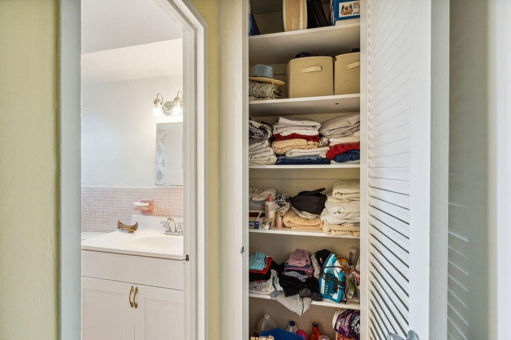 900 Euclid - Residential