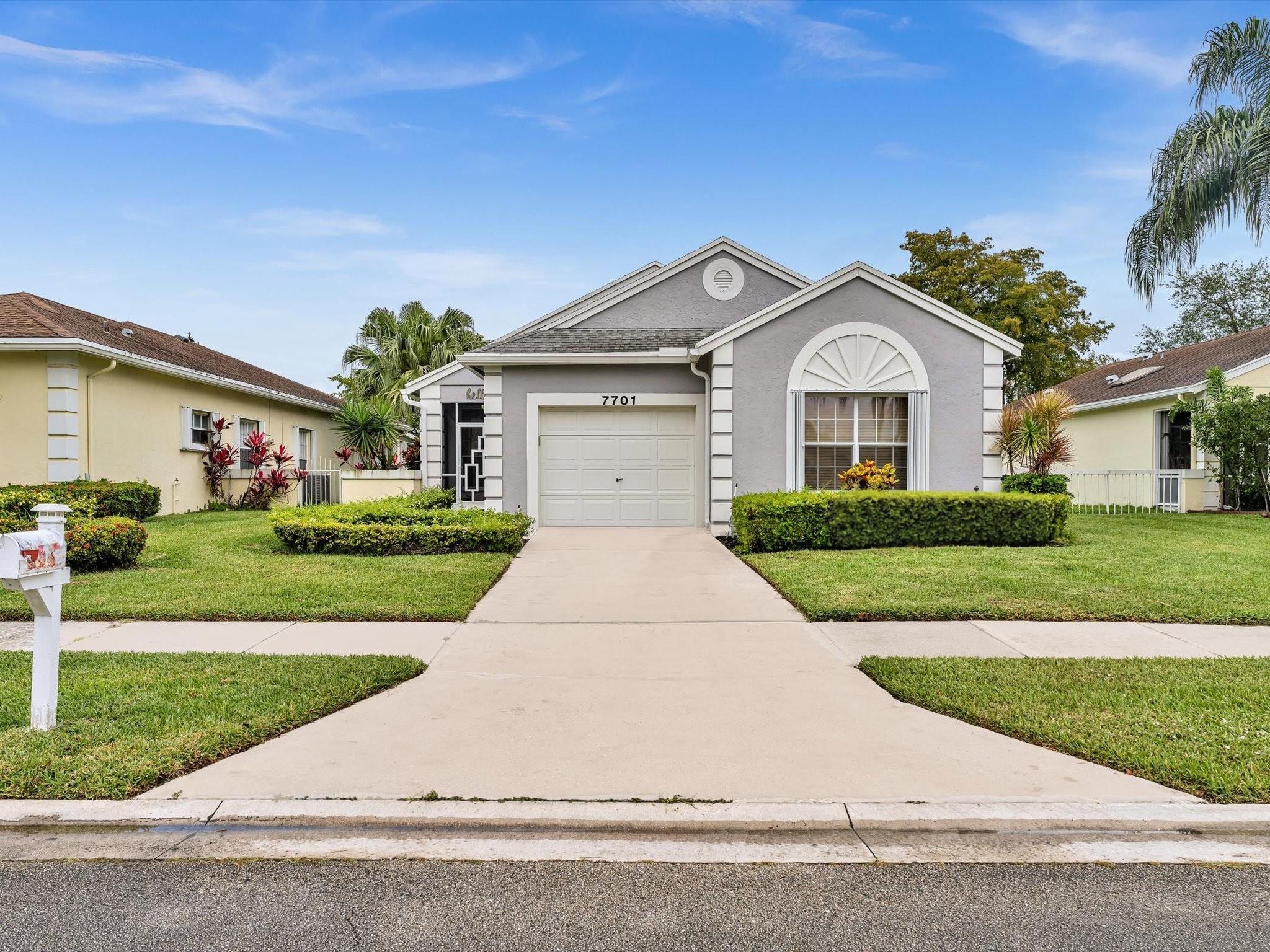 PINE RIDGE AT DELRAY BEAC - Residential